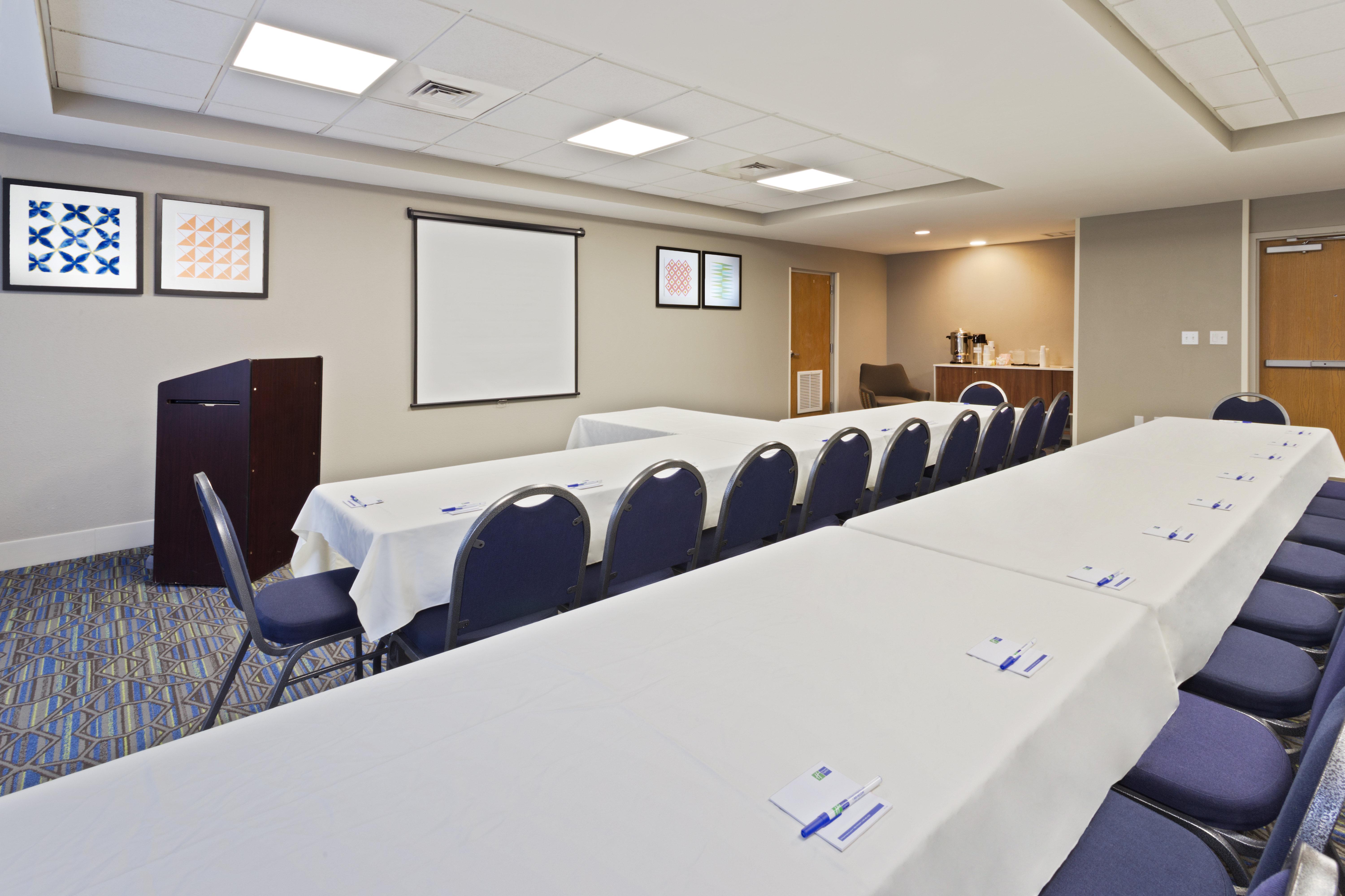 Holiday Inn Express & Suites Tavares By Ihg Exterior foto