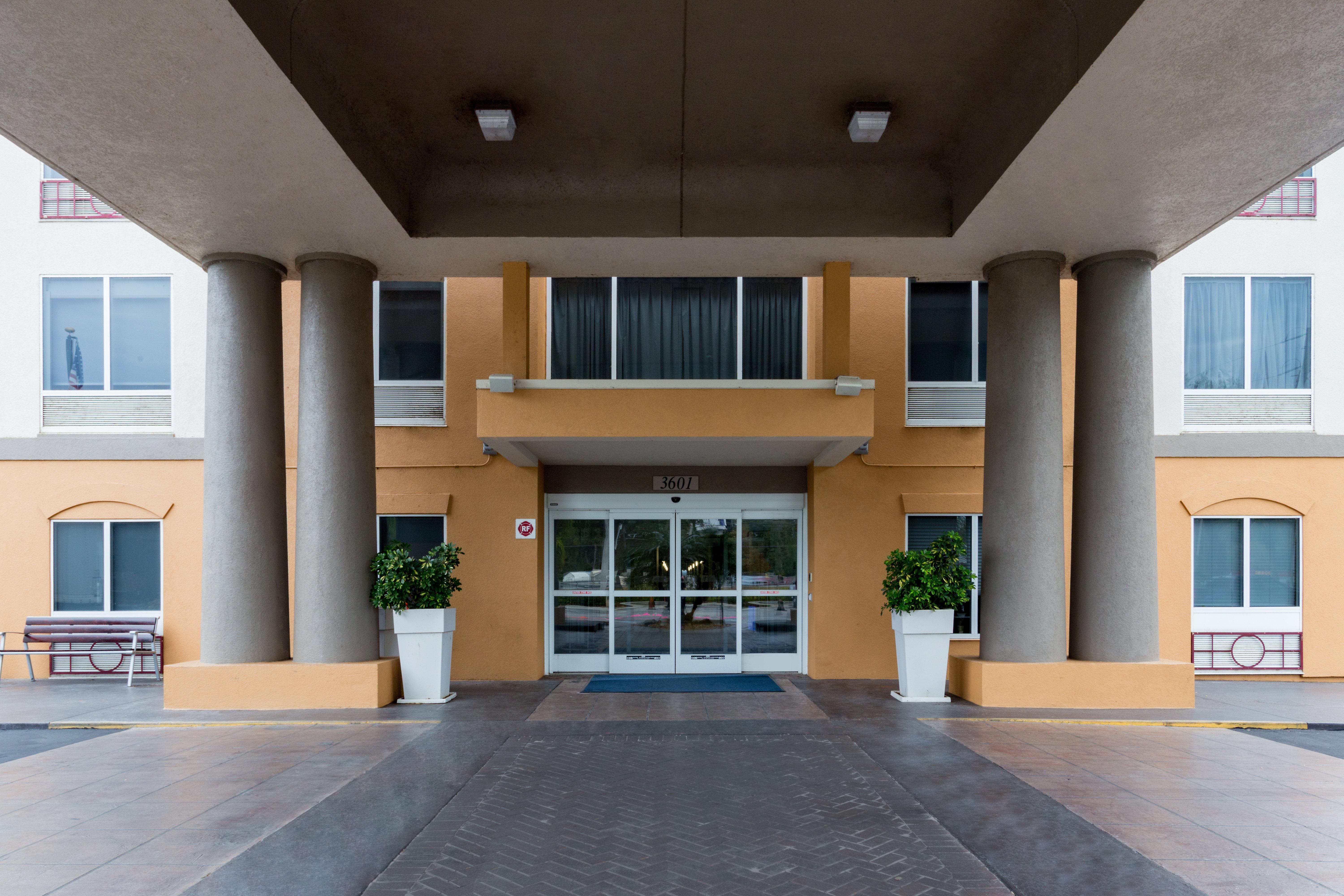 Holiday Inn Express & Suites Tavares, An Ihg Hotel Exterior foto