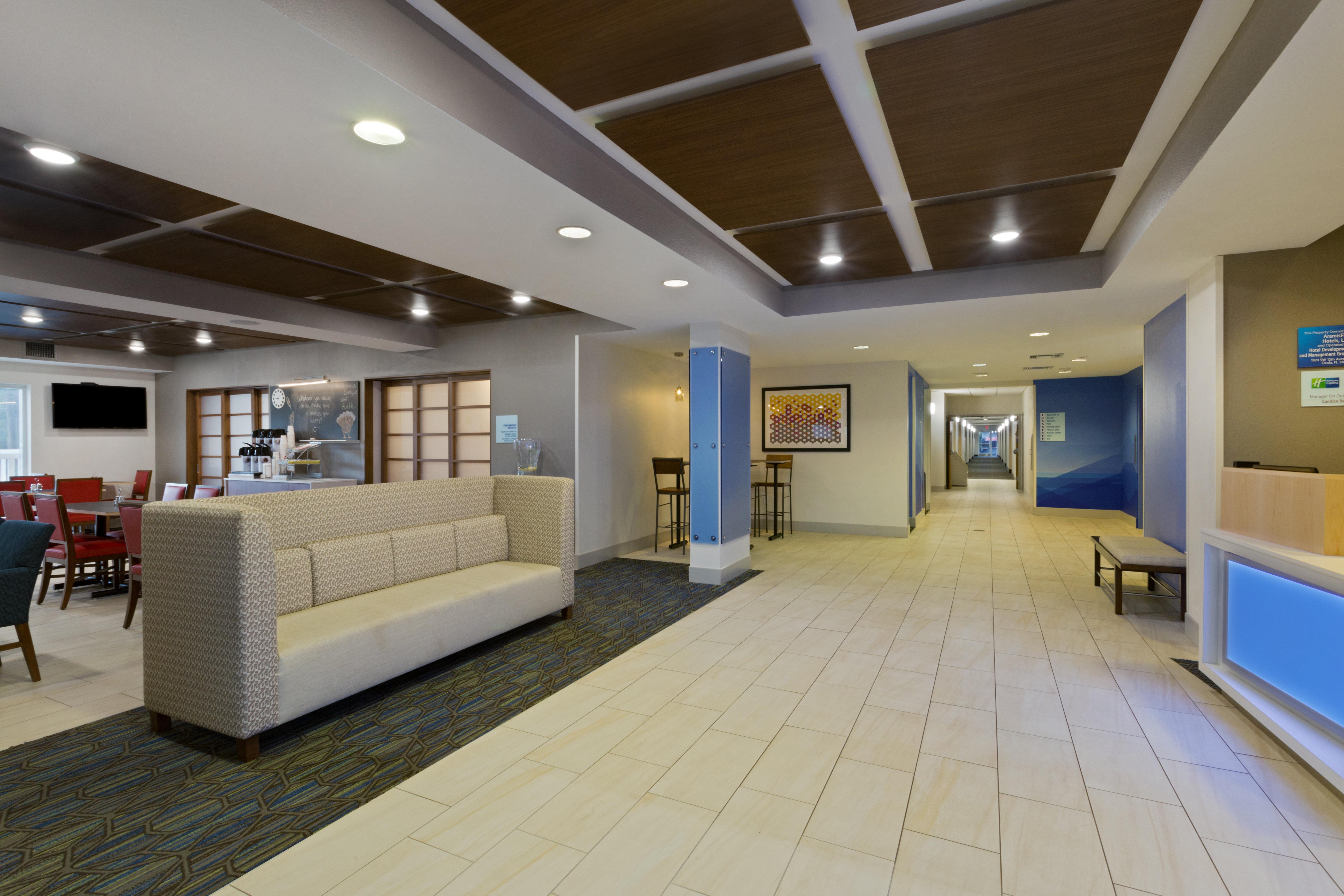 Holiday Inn Express & Suites Tavares By Ihg Exterior foto