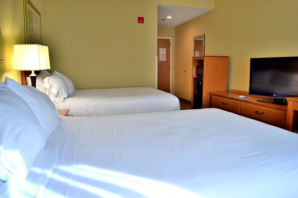Holiday Inn Express & Suites Tavares By Ihg Exterior foto