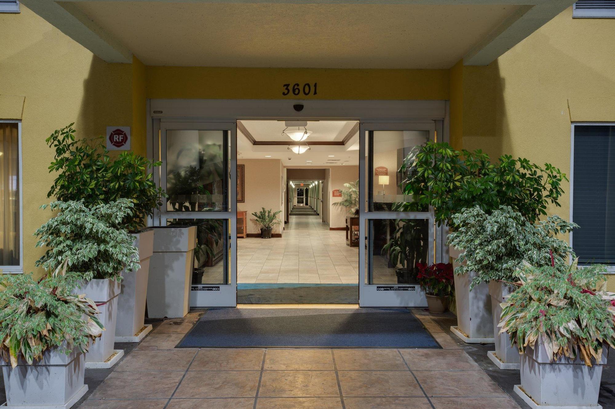 Holiday Inn Express & Suites Tavares By Ihg Exterior foto