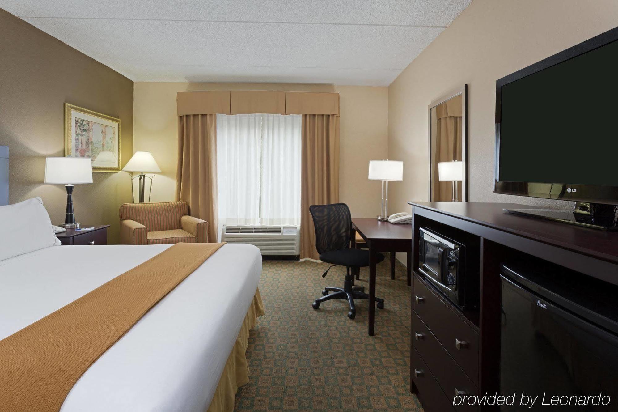 Holiday Inn Express & Suites Tavares By Ihg Exterior foto
